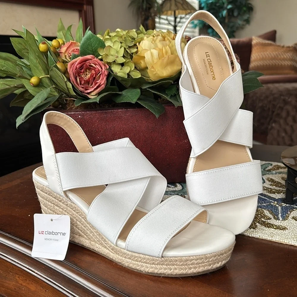 Brand New Liz Claiborne Memory Foam White Fabric Stretch Wedge Espadrille Sandal